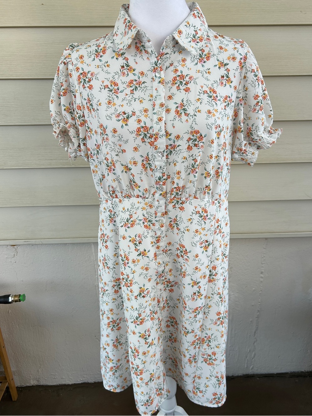 Love Tree Floral Shirt Dress Womens Large Cream Puff Sleeve Cottagecore Button